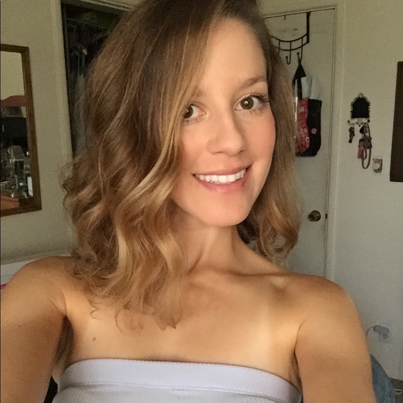 Meet your Posher, Carissa - Picture 1 of 1